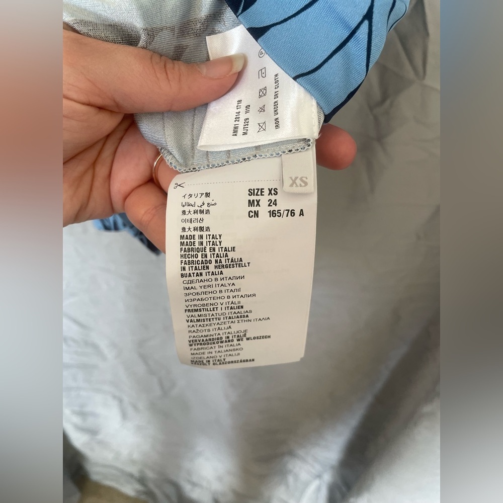 miu miu blue floral sleeveless mock neck blouse | XS - Picture 8 of 9